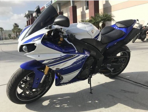 2014 Yamaha R1 whatsapp me on +971543681884 , Bilene Macia -  Mozambique