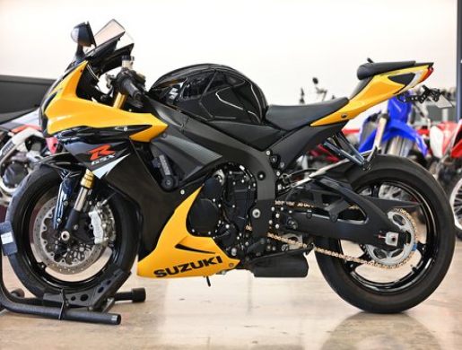 2017 SUZUKI GSXR750 WhatsApp me +971564580565, Nairobi -  Kenya