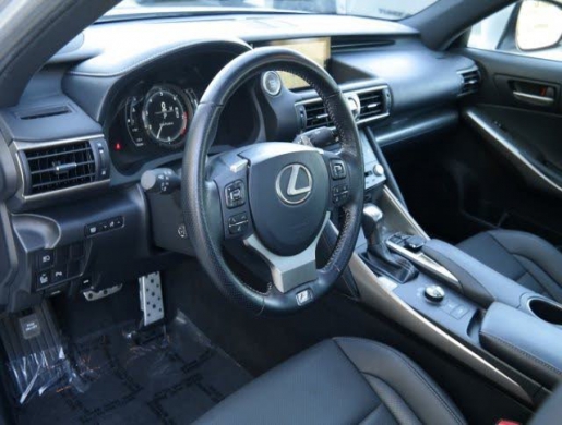 2018 Lexus is 350, Mayumba -  Gabon