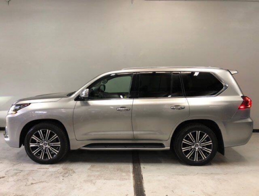 3 Months Used 2019 Lexus LX 570, Dar es Salaam - Tanzania