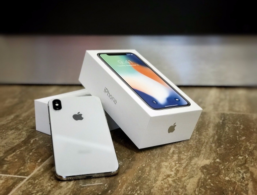 Apple iPhone x argent 256gb / Samsung Galaxy s9 / s9 plus 64Go, Dar es Salaam - Tanzania