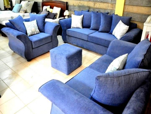 Banana set with 1 ottoman., Lusaka -  Zambia