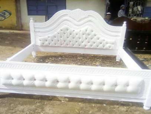 Buttoned Bed White 6 x 6 , Nairobi -  Kenya