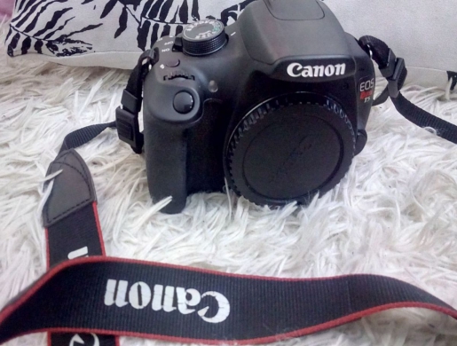 Canon Rebel Series T5 Camera on sale, Nairobi -  Kenya