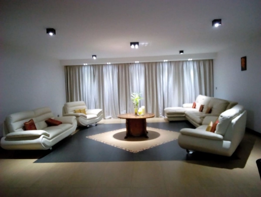 Executive 3 Bedroom Furnished Apartment to Let in Riverside , Nairobi, Nairobi -  Kenya