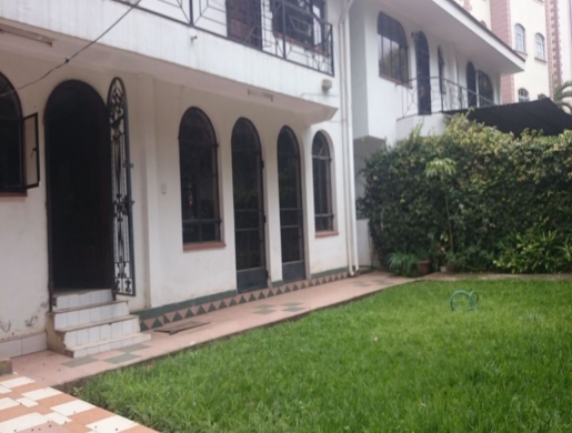 Lovely 5 bedroom villa to let in Riverside, Nairobi -  Kenya