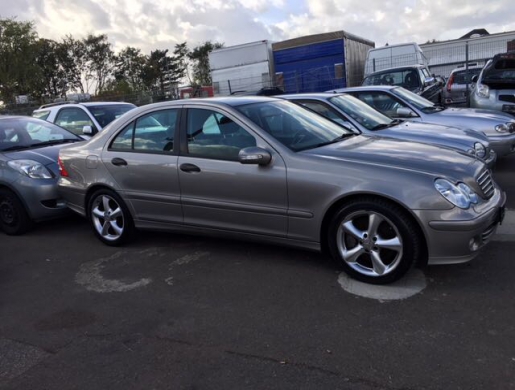 Mercedes C-class automatique 2007, Douala -  Cameroun