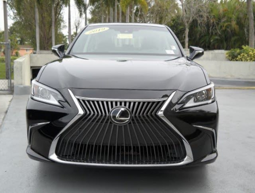 Neatly Used 2019 Lexus ES 350 FWD 4D Sedan, Nairobi -  Kenya