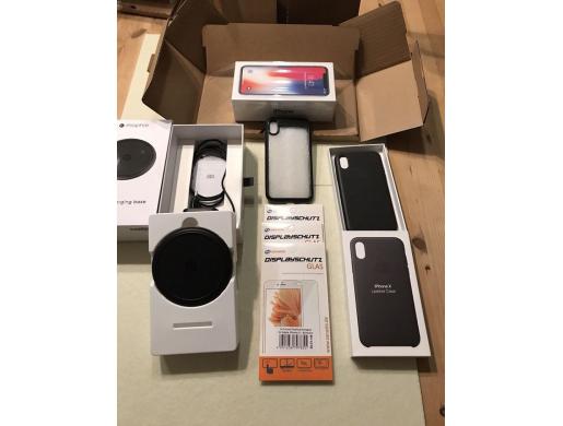 Selling sealed iPhone 11 Pro iPhone X , Ondangwa -  Namibia