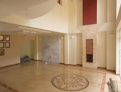 Spacious 5 Bedroom Townhouse With Pool, Nairobi -  Kenya